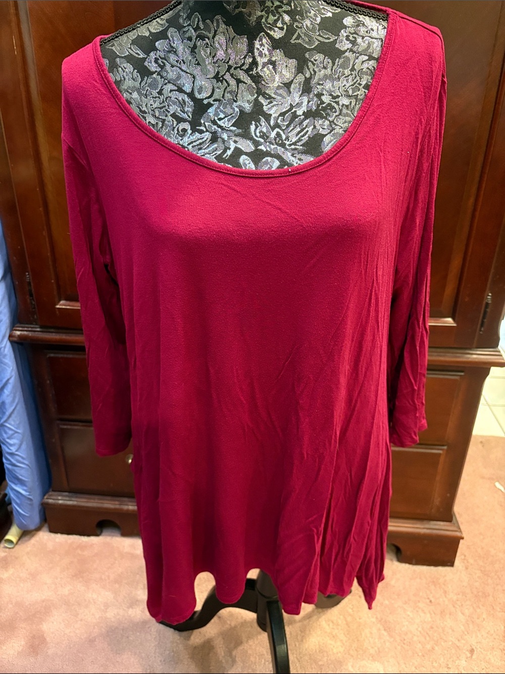 Women's Magenta Long-Sleeve Scoop Neck Tunic Top